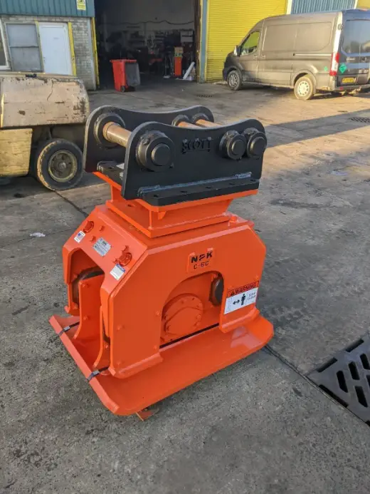 NPK hydraulic plate compactor